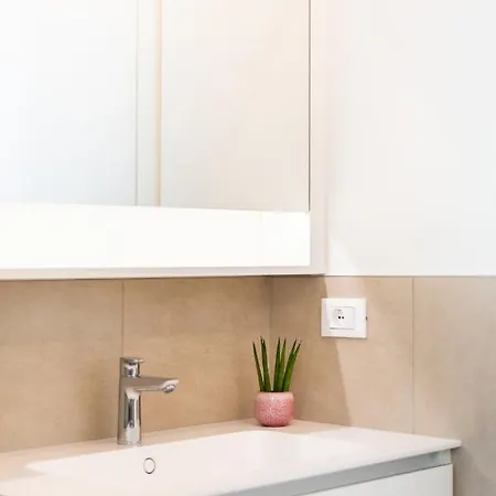 Citypointapartments- Theatre *