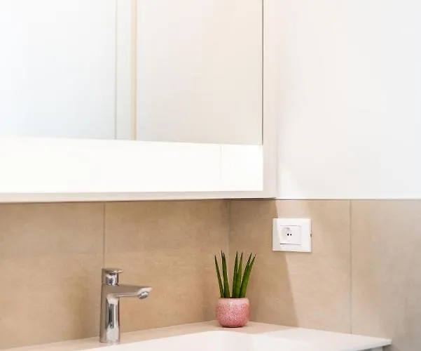 Citypointapartments- Theatre *